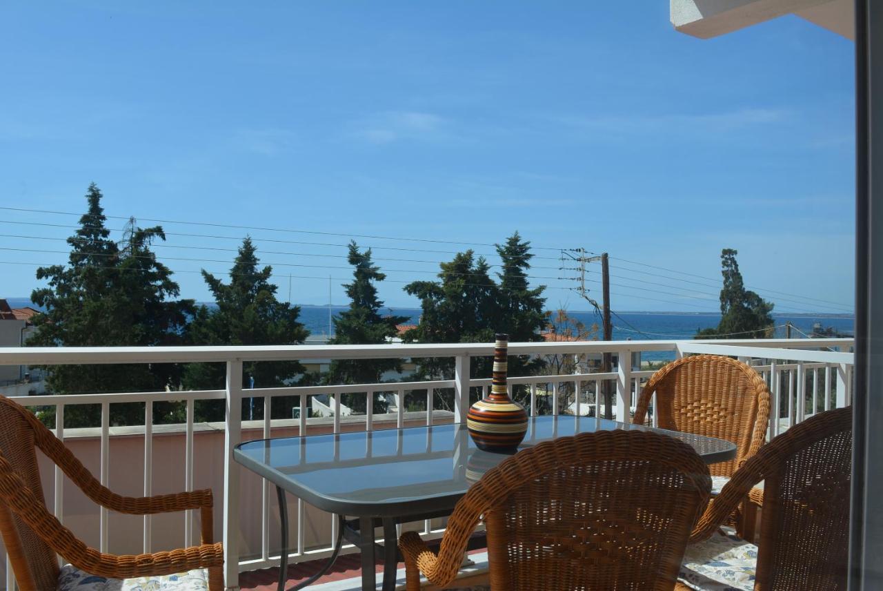 Panos Apartments Gerakini Exterior foto